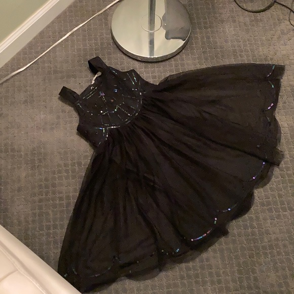 Black sequenced kids dress - Picture 3 of 6